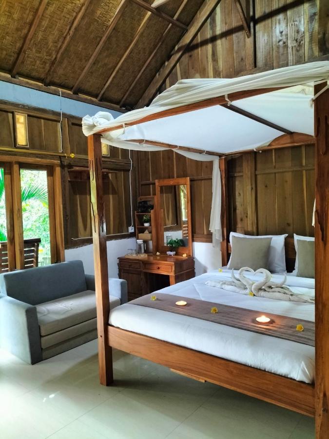 Friendly Homestay Lemukih 新加拉惹 外观 照片