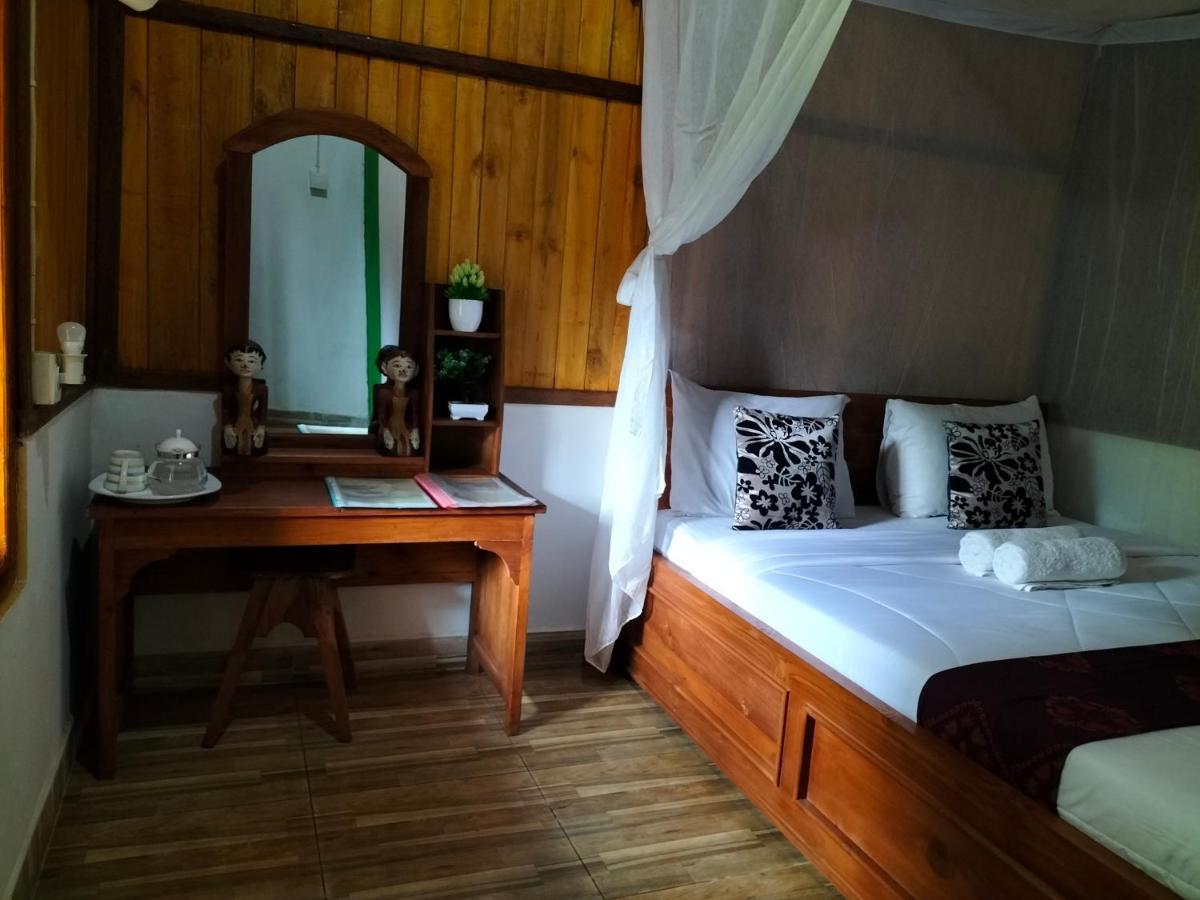 Friendly Homestay Lemukih 新加拉惹 客房 照片
