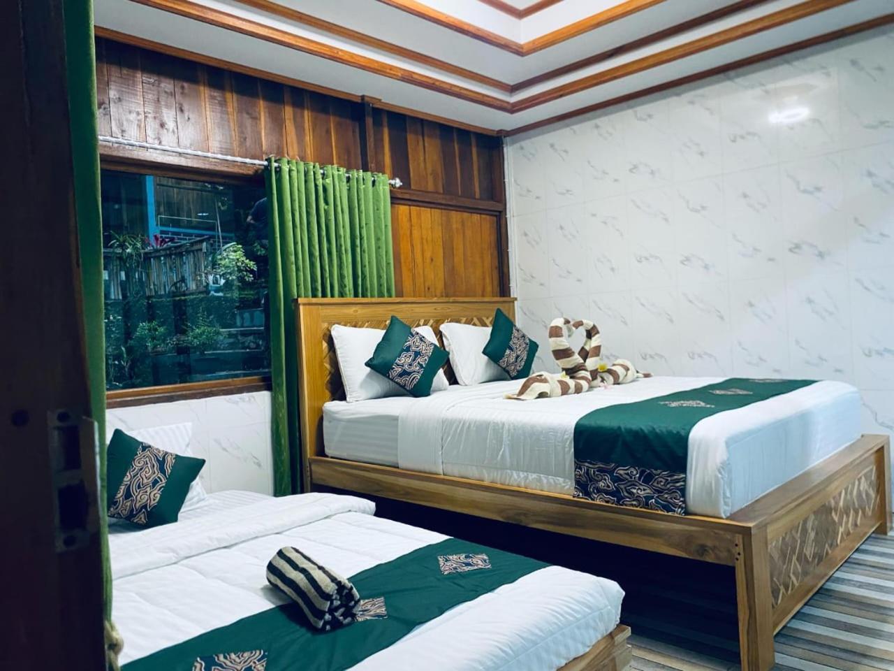 Friendly Homestay Lemukih 新加拉惹 外观 照片